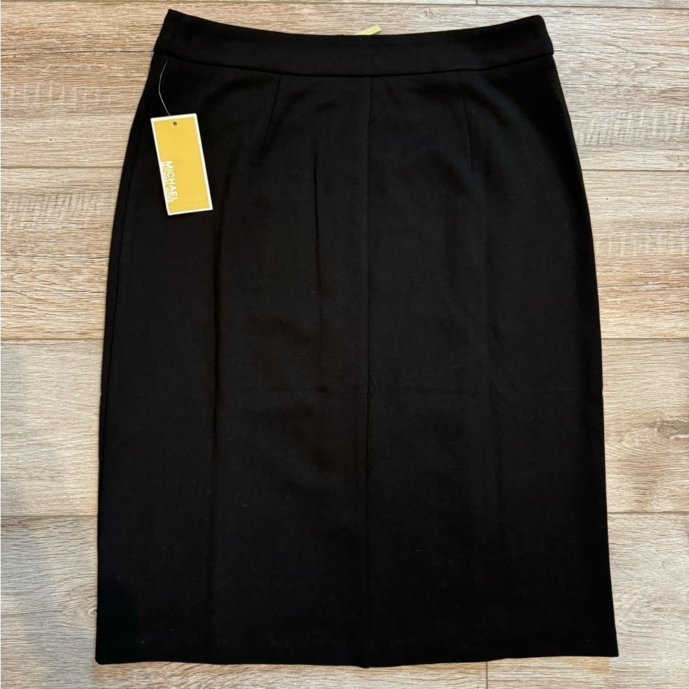 Michael Michael Kors Black Pencil Skirt Size M NWT! Gold Colored Zipper Detail
